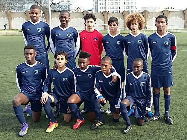 パリFC（パリ）